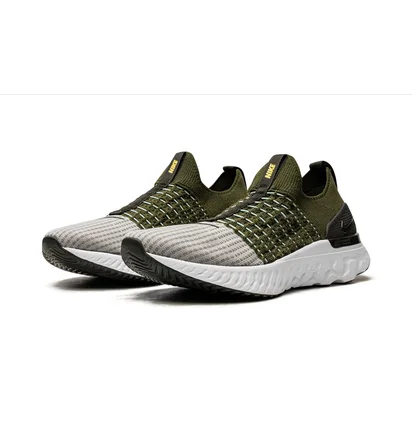 Кросівки чоловічі Nike React Phantom Run Flyknit 2 Olive DX2311-300
