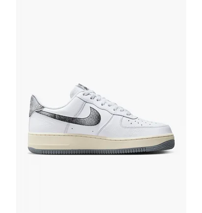 Кроссовки мужские Nike Air Force 1 07 Lx Shoes White DV7183-100