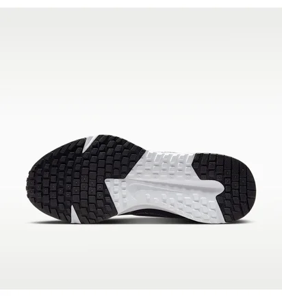 Кросівки жіночі Nike Run Defy Black HM9593-002