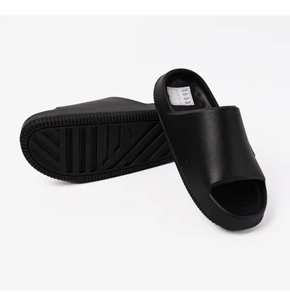 Тапочки чоловічі Nike Calm 2.0 MenS Slides Black IB0183-001