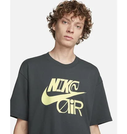 Футболка мужская Nike T-Shirt Max90 Sportswear Black FJ1083-060