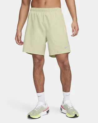 Шорты мужские Nike 2 W 1 Dri-Fit Challenger 18 Cm Green DV9357-371