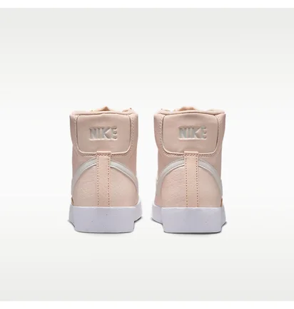 Кроссовки женские Nike Blazer Mid 77 WomenS Shoes Peach DQ4124-800