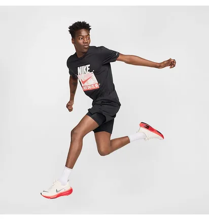 Футболка чоловіча Nike Dri-Fit Run Energy Ss Top Black HJ4158-010