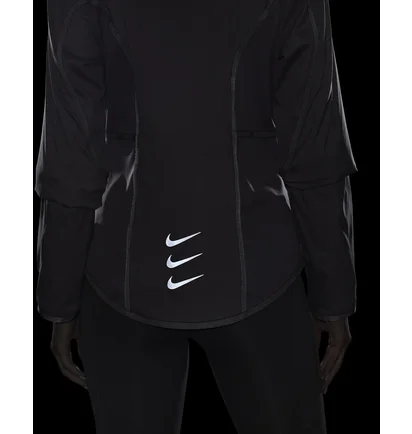 Вітровка жіноча Nike Sf Run Dvn Jkt Grey Dq6561-531