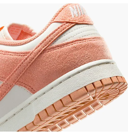 Кроссовки женские Nike Dunk Low White/Peach HJ7673-003