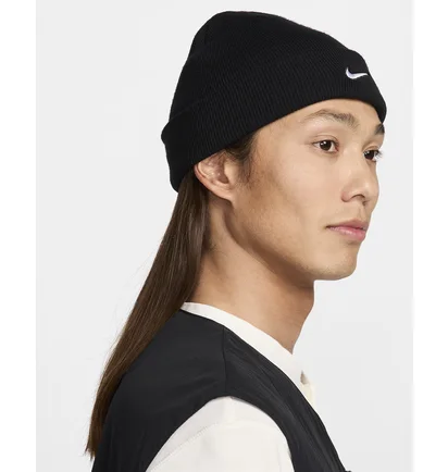 Шапка унисекс Nike Terra Swsh Black HF0189-010