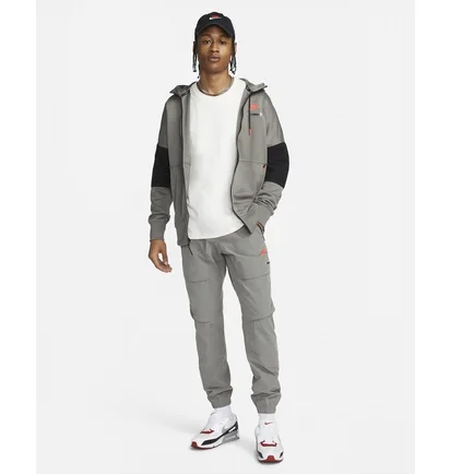 Куртка чоловіча Nike Sportswear Air Max Grey FB1435-029