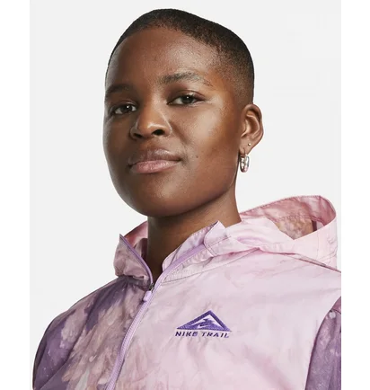 Куртка жіноча Nike Repel WomenS Trail Running Jacket Violet DX1041-756