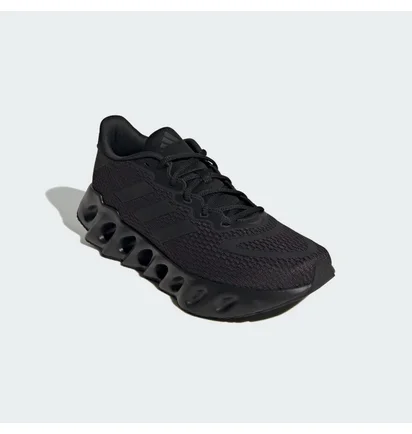Кроссовки мужские Adidas Switch Run M Black IF5718