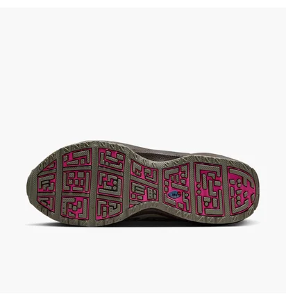 Кросівки жіночі Nike Air Max Sndr Pink/Black IB7702-300