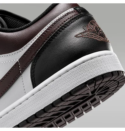 Кроссовки мужские Air Jordan 1 Low Black/White IO3393-010