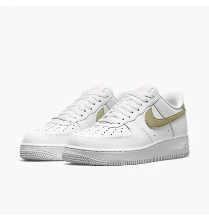 Кроссовки женские Nike Air Force 1 07 WomenS Shoes White DM2876-100