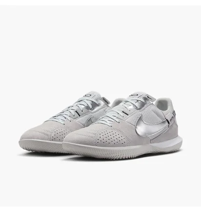 Футзалки унисекс Nike Street Gato Ic Grey DC8466-005