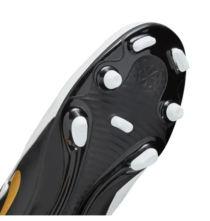 Бутси дитячі Nike Jr Phantom Gx Ii Club White/Black FJ2600-100