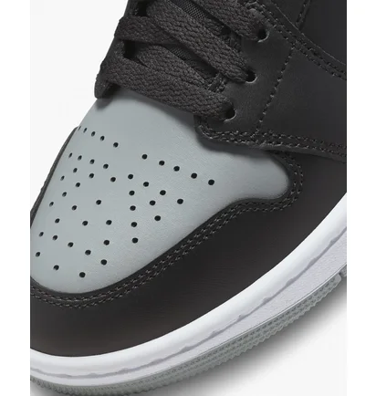 Кроссовки женские Nike Air Jordan 1 Mid Black Bq6472-007