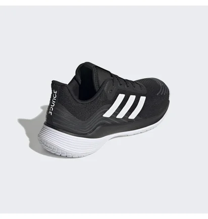 Кросівки жіночі Adidas Novaflight Volleyball Shoes Black/White Gx8190