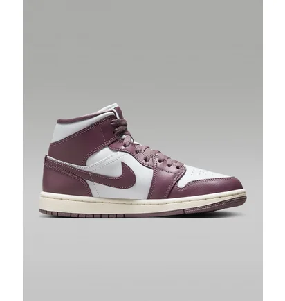 Кросівки жіночі Air Jordan 1 Mid Shoes White/Bordo BQ6472-050