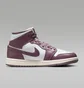 Кросівки жіночі Air Jordan 1 Mid Shoes White/Bordo BQ6472-050