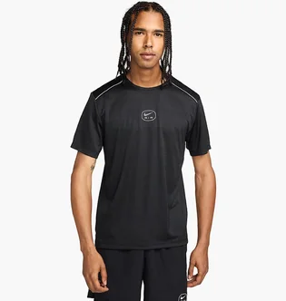 Футболка мужская Nike Nsw Sw Air Run Tee Black HM0195-010
