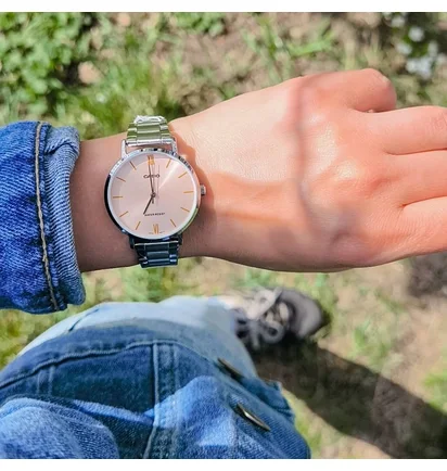 Часы женские Casio Timeless Collection LTP-VT01D-4B