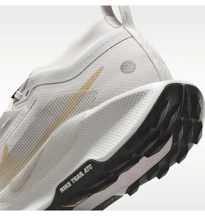 Кроссовки женские Nike W Pegasus Trail 5 Gtx Waterproof White FQ0912-008