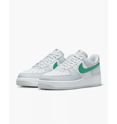 Кроссовки мужские Nike Air Force 1 07 White FD0667-001