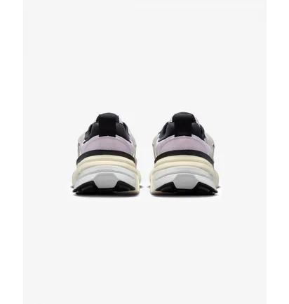 Кросівки жіночі Nike V2K Run Violet/Metallic HF1876-500