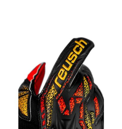 Перчатки вратарские детские Reusch Attrakt Silver Junior Red 5572215-7075