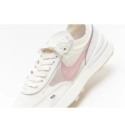 Кросівки жіночі Nike Waffle One Beige FB1298-101