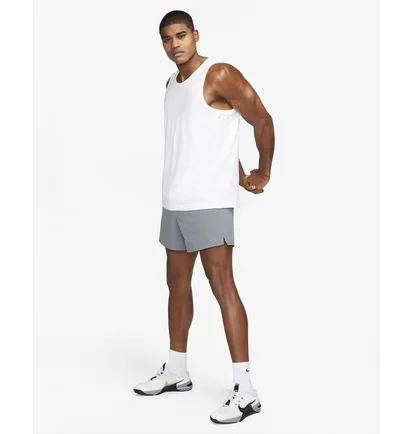 Майка мужская Nike Dri-Fit Primary White DV9833-100