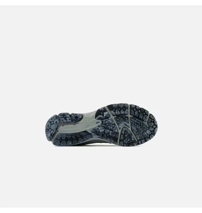 Кроссовки мужские New Balance 2002 Grey M2002RXB