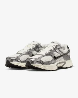 Кросівки чоловічі Nike V5 Rnr White/Metallic HJ5228-009