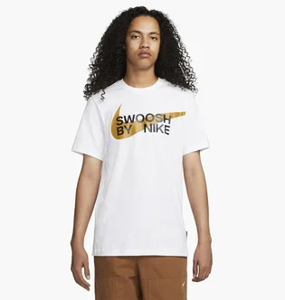 Футболка мужская Nike T-Shirt Sportswear White FD1247-100