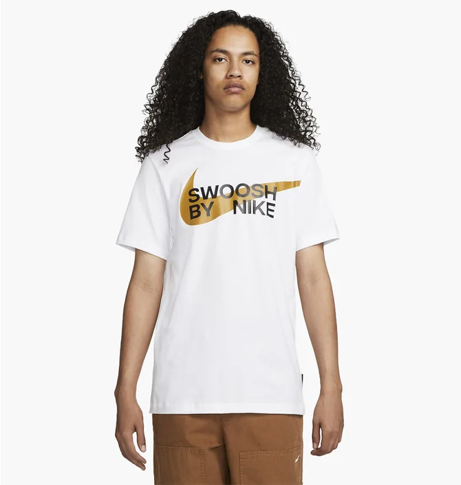 Футболка мужская Nike T-Shirt Sportswear White FD1247-100