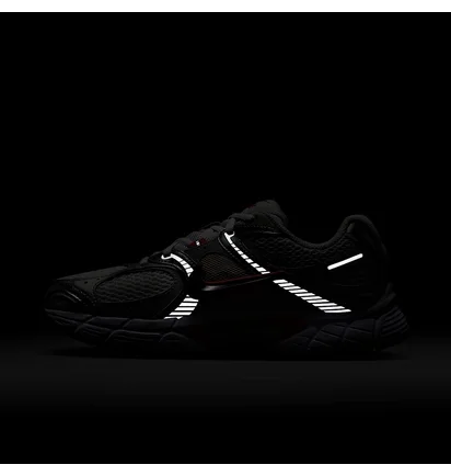Кросівки жіночі Nike V5 Rnr White HQ7901-100