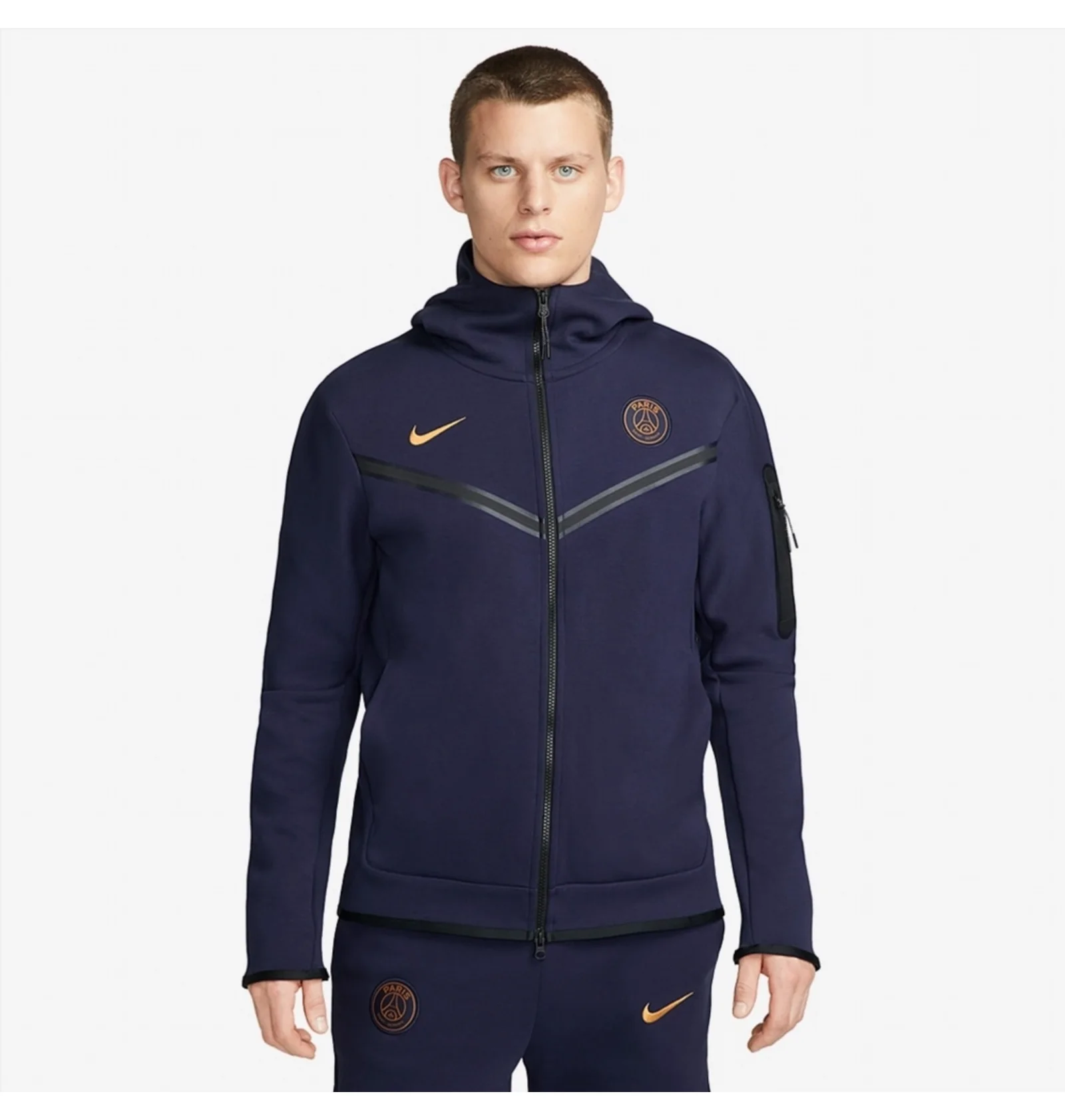 Nike Paris Saint-Germain ジャージ 90071978-2173406-1600x1684_-