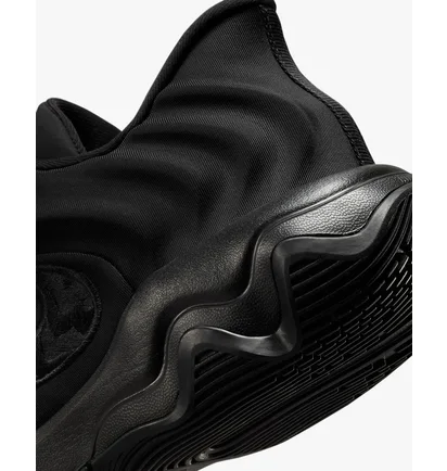 Кроссовки унисекс Nike Giannis Immortality 4 Black FQ3680-003