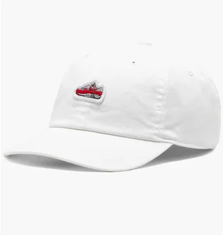 Кепка унисекс Nike Club Cap U Cb Armx Ptch L Beige FN4402-100
