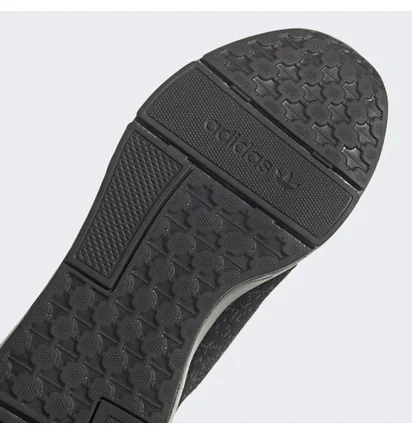 Кросівки чоловічі Adidas Swift Run 22 Shoes Black GY1940
