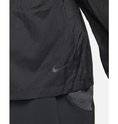 Куртка чоловіча Nike Trail Aireez Lightweight Trail Running Jacket Black DX6883-010