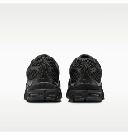 Кросівки чоловічі Nike Air Max Moto 2K Black IO9279-001