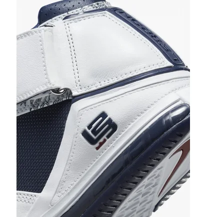 Кросівки чоловічі Nike Zoom Lebron 2 White Dr0826-100