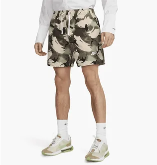Шорти чоловічі Nike Shorts Club Woven Flow Shorts Olive DX0737-386