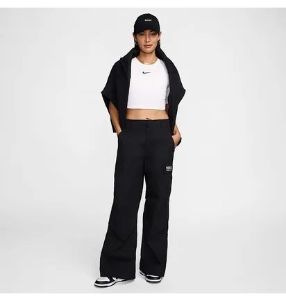 Штаны женские Nike Sportswear Black HM4322-010