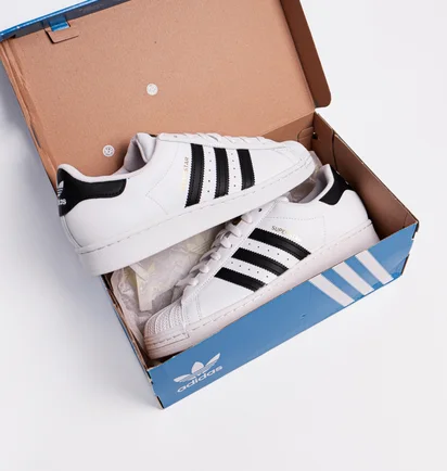 Кросівки унісекс Adidas Superstar white EG4958