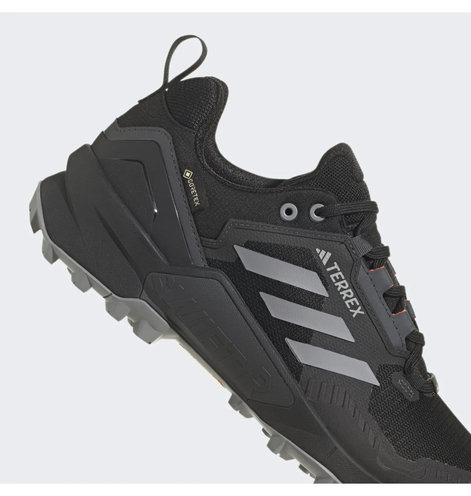 ᐉ Кросівки унісекс Adidas Terrex Swift R3 Gore-Tex Hiking Shoes