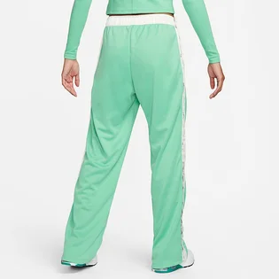Штани жіночі Nike Air Mr Breakaway Pant Green FN1905-363