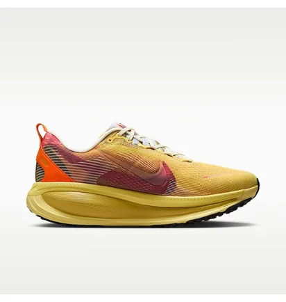 Кросівки чоловічі Nike Vomero 18 Yellow IH3576-999