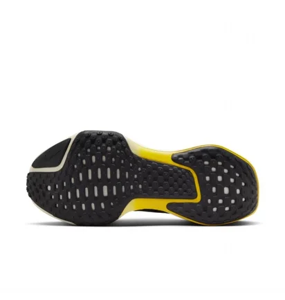 Кросівки жіночі Nike Zoomx Invincible 3 Black DR2660-002